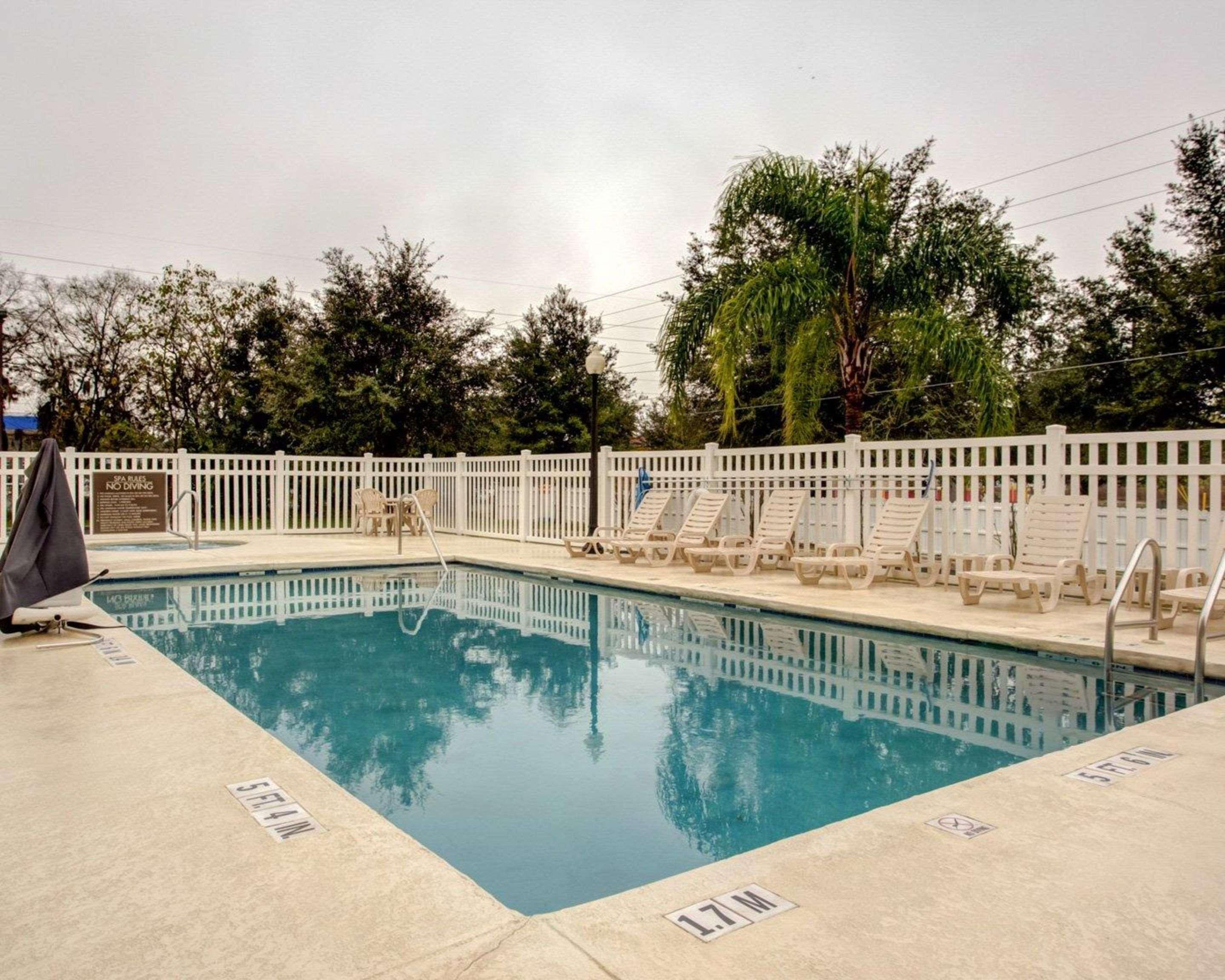 Comfort Suites Ocala North Exterior photo